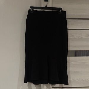 Hybrid & Company Black Pencil Skirt